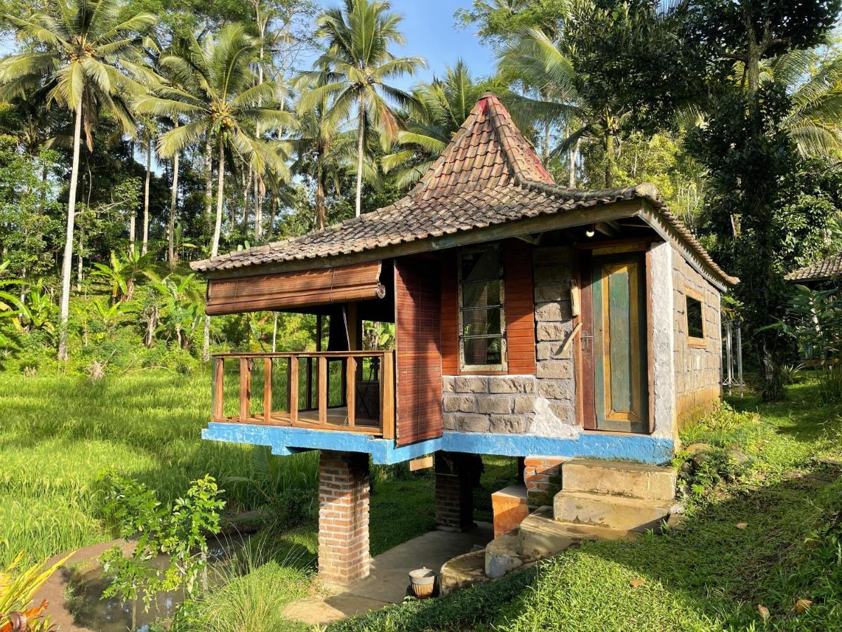 Oemah Tepi Sawah Villa Jatiluwih Exterior photo